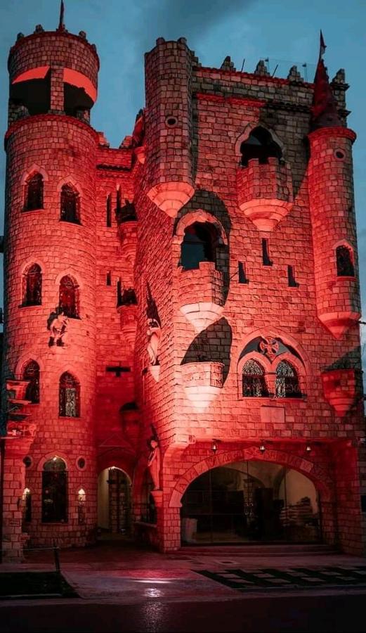 Castillo de Tarapoto Esterno foto